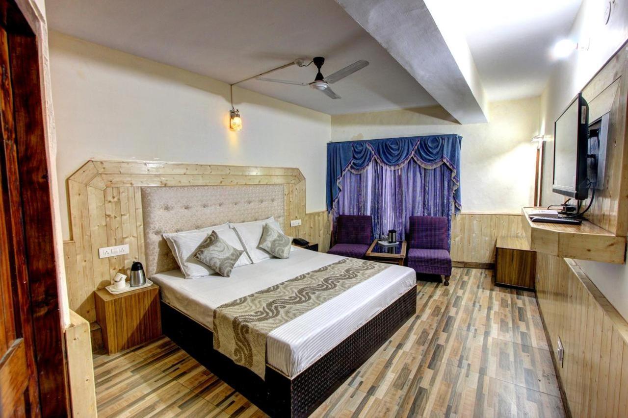Hotel Highway Inn มะนาลี ภายนอก รูปภาพ